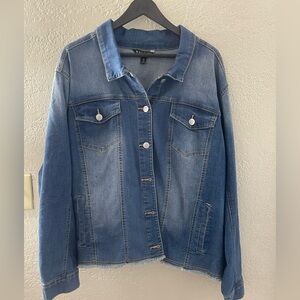 Baccini Women’s Relaxed Blue Jean Jacket Size 3X